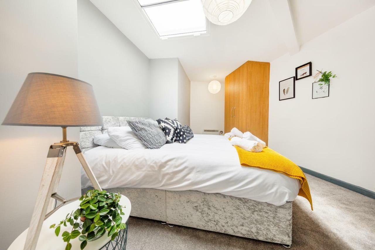 The Roof Apartment Бристоль Экстерьер фото