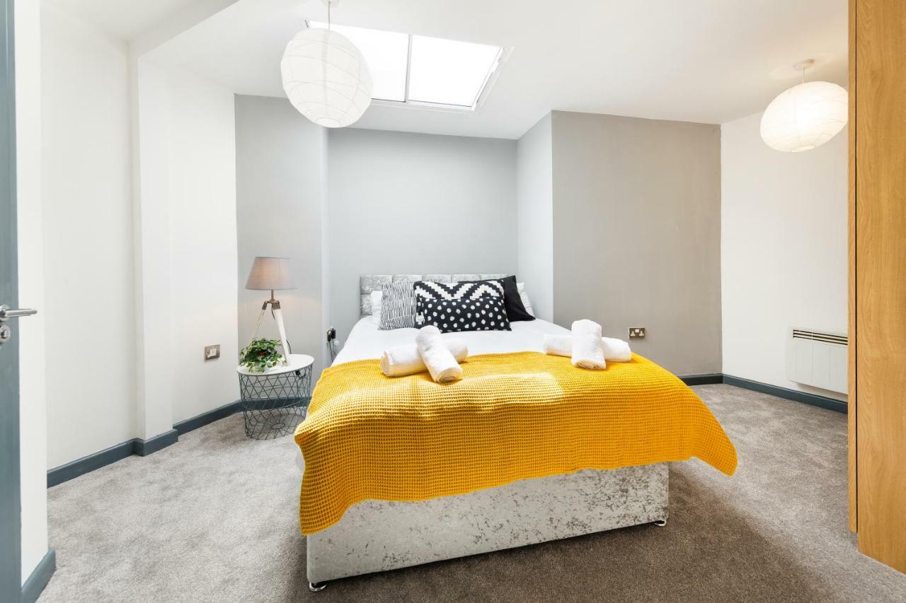 The Roof Apartment Бристоль Экстерьер фото